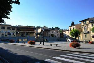 Fiesole (FI) - Piazza Mino da Fiesole